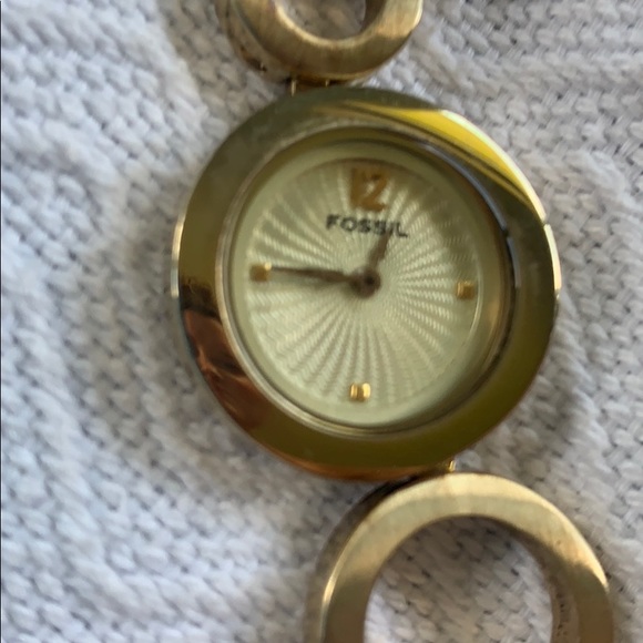 gold fossil watch - Picture 5 of 5